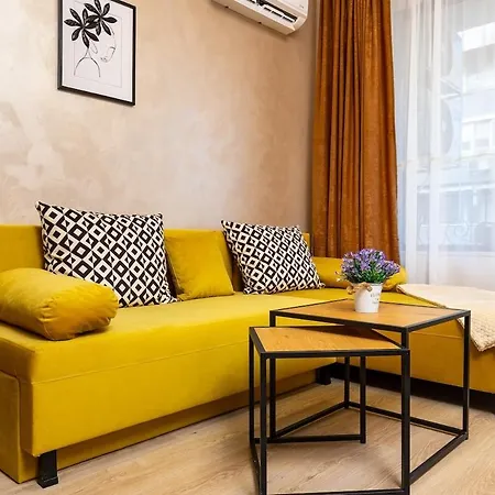 Lovely Venu Close To Old Town Daire *